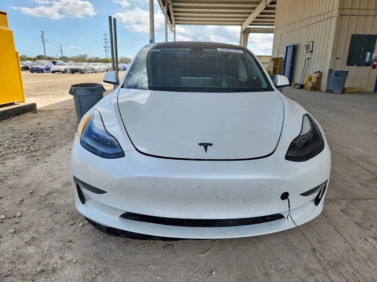 2023 Tesla Model 3 - Image 5