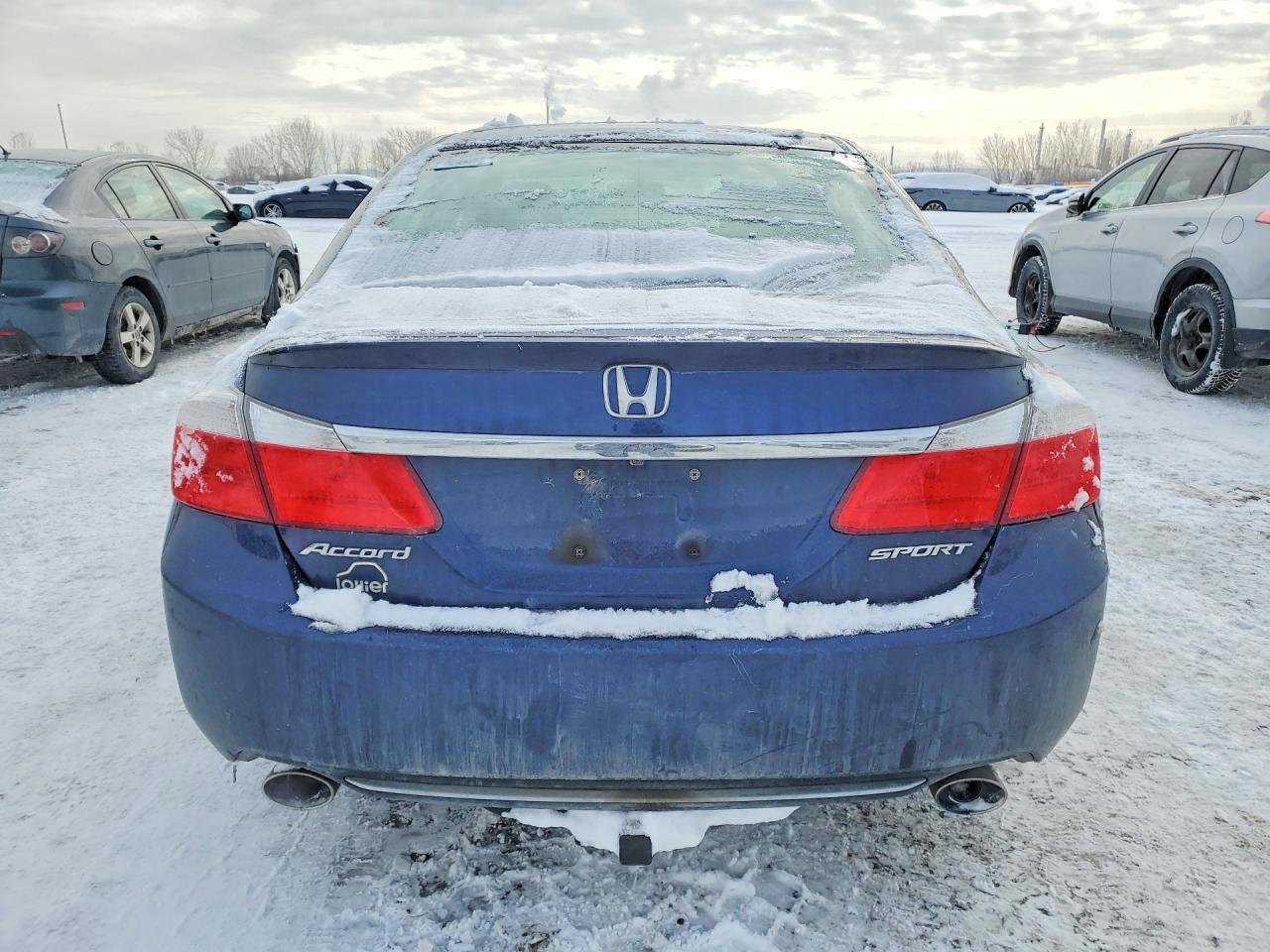 2015 Honda Accord Sport - Image 6