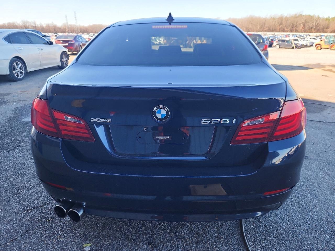 2013 BMW 528 Xi - Image 6