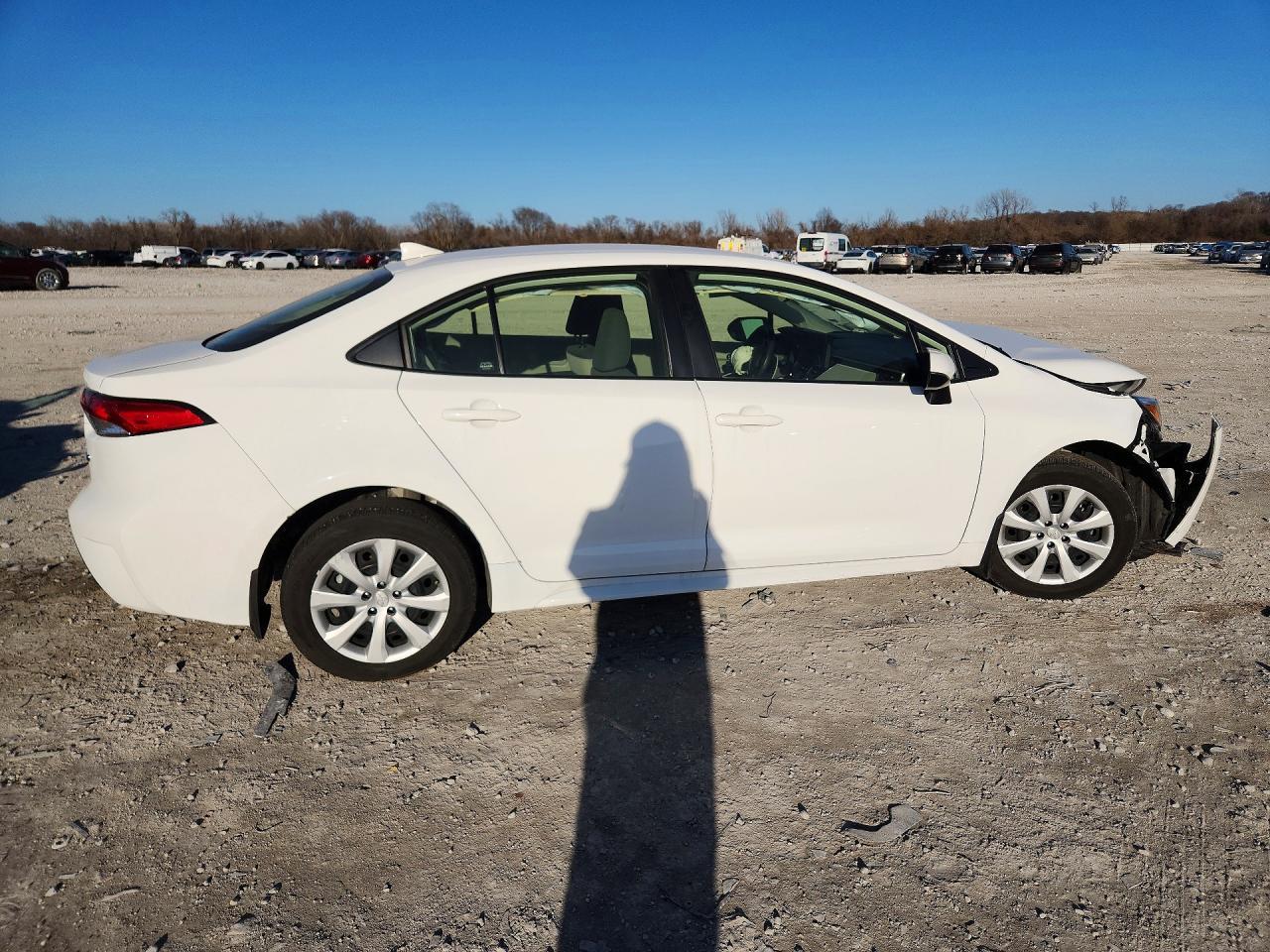 2024 Toyota Corolla Hybrid Le - Image 3