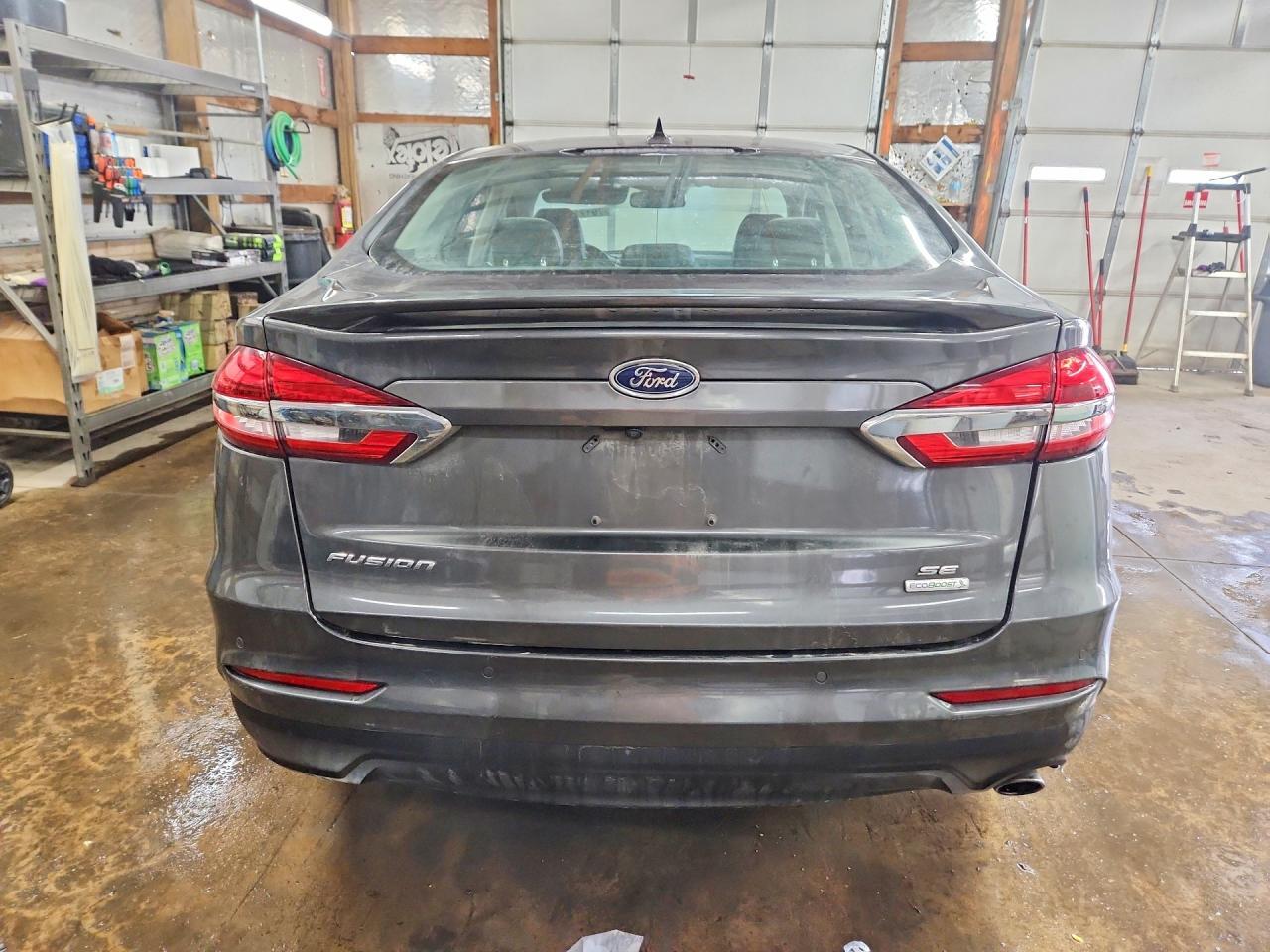 2020 Ford Fusion Se - Фото 6