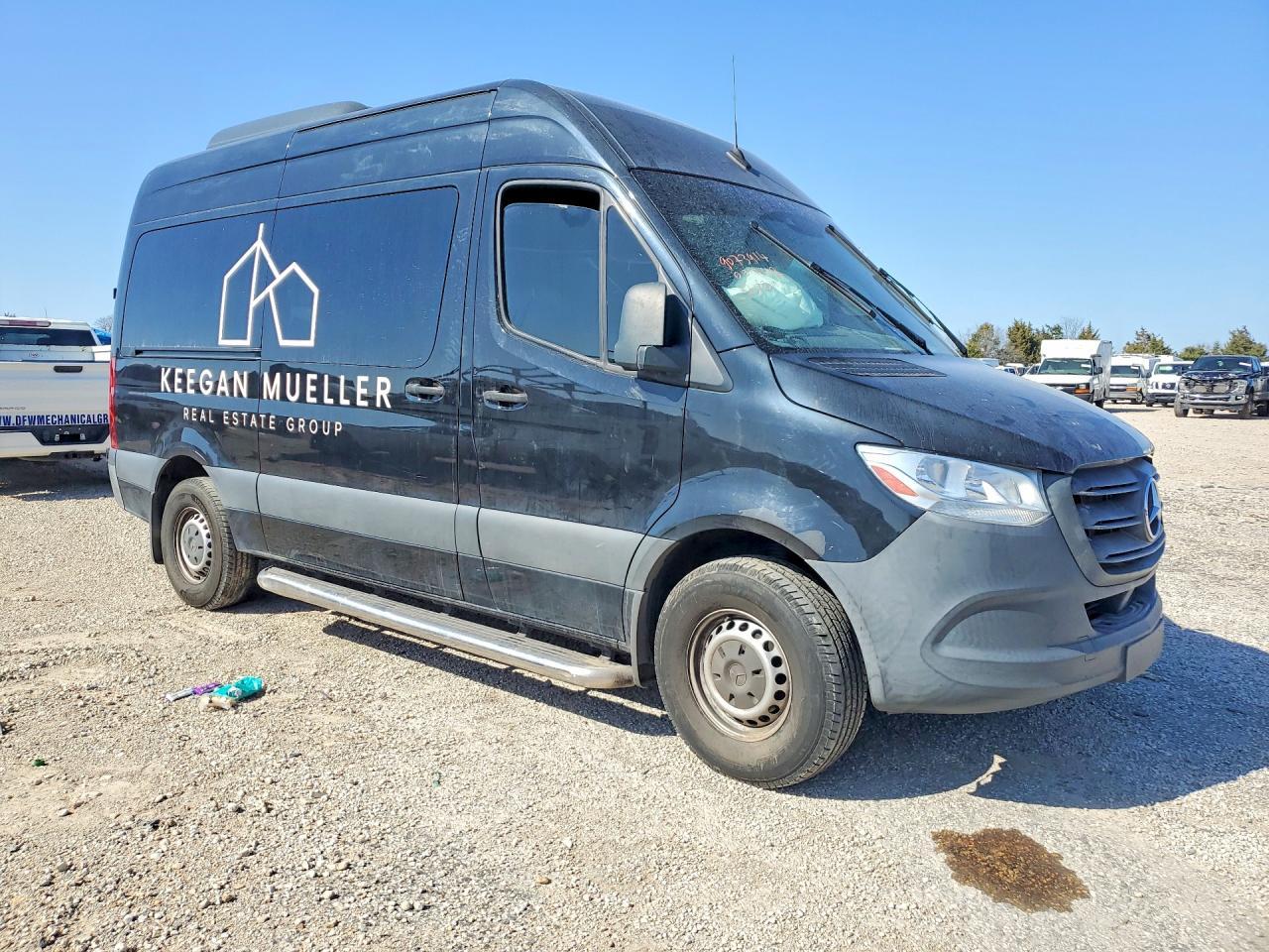 2019 Mercedes-Benz Sprinter 2500 - Image 4
