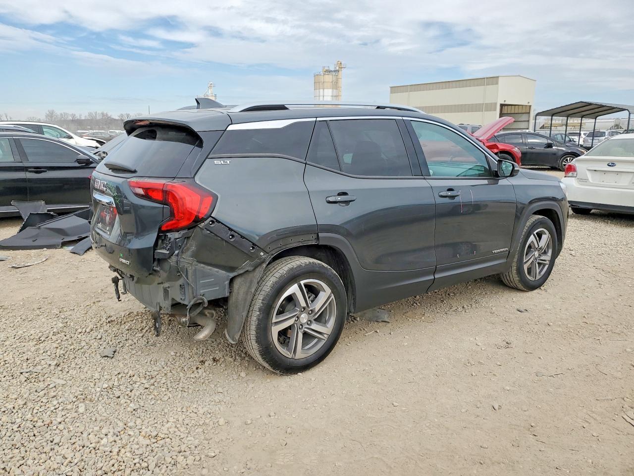 2021 GMC Terrain Slt - Фото 3