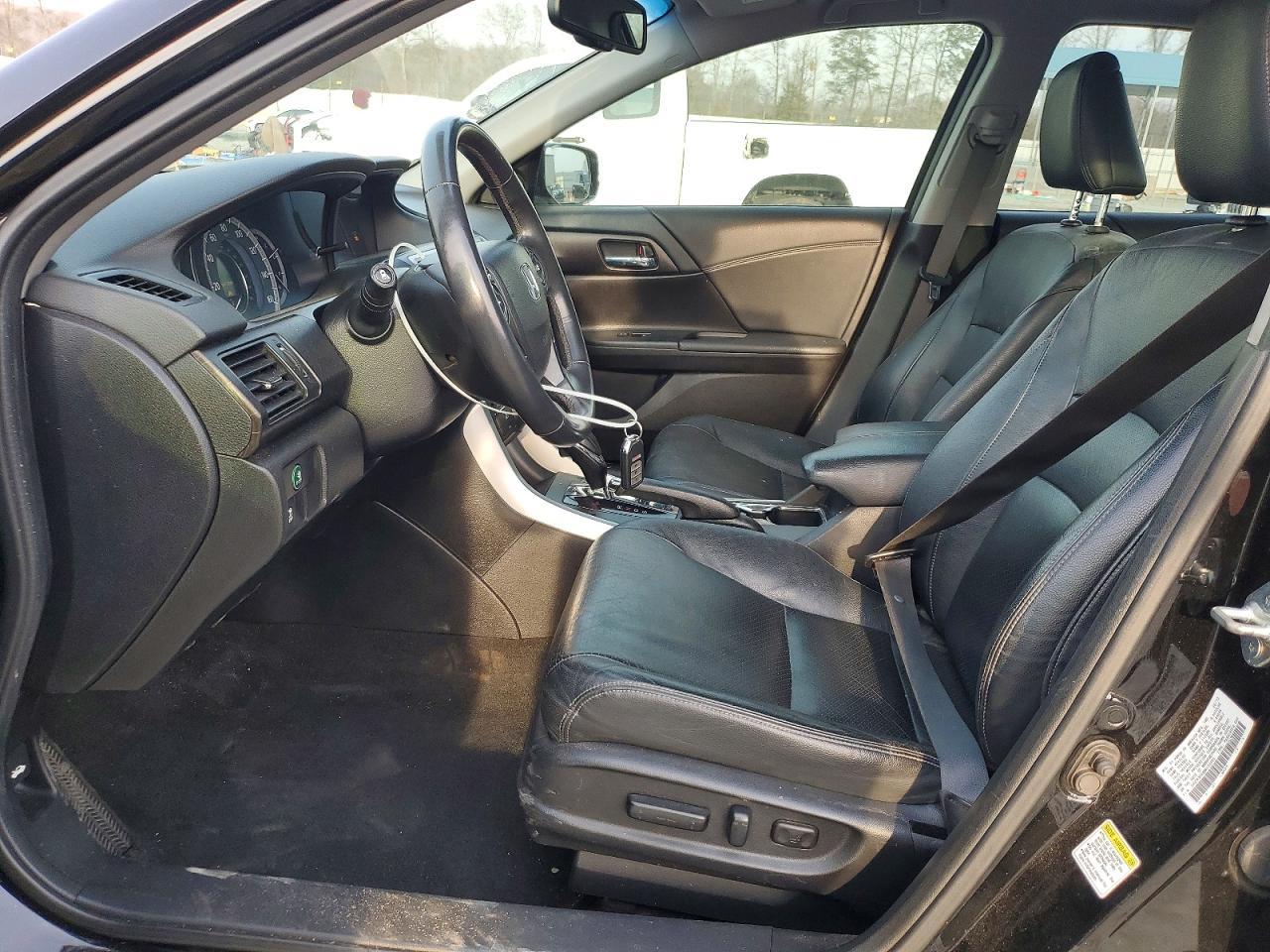 2013 Honda Accord Touring - Image 7