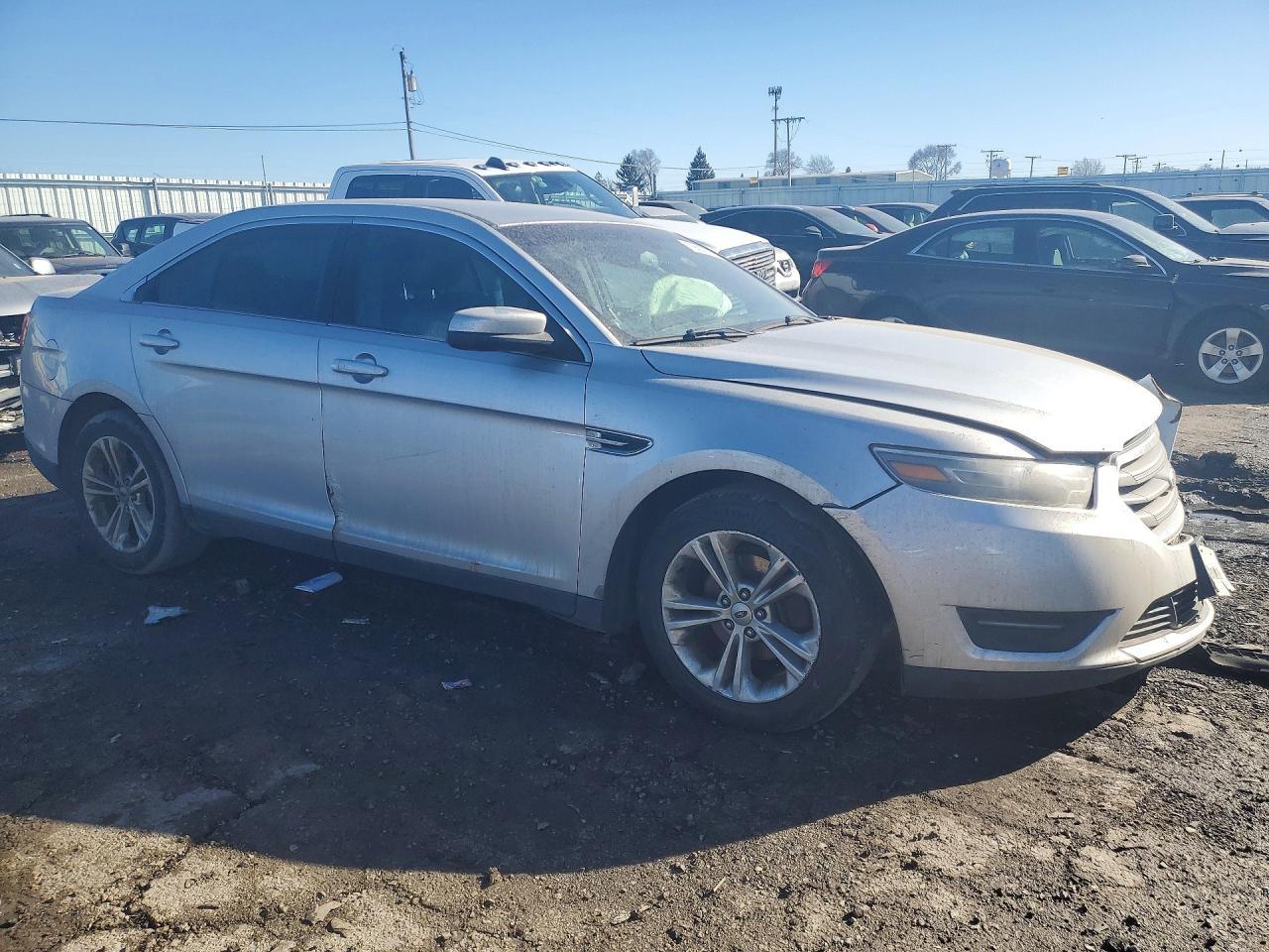 2013 Ford Taurus Sel - Image 4