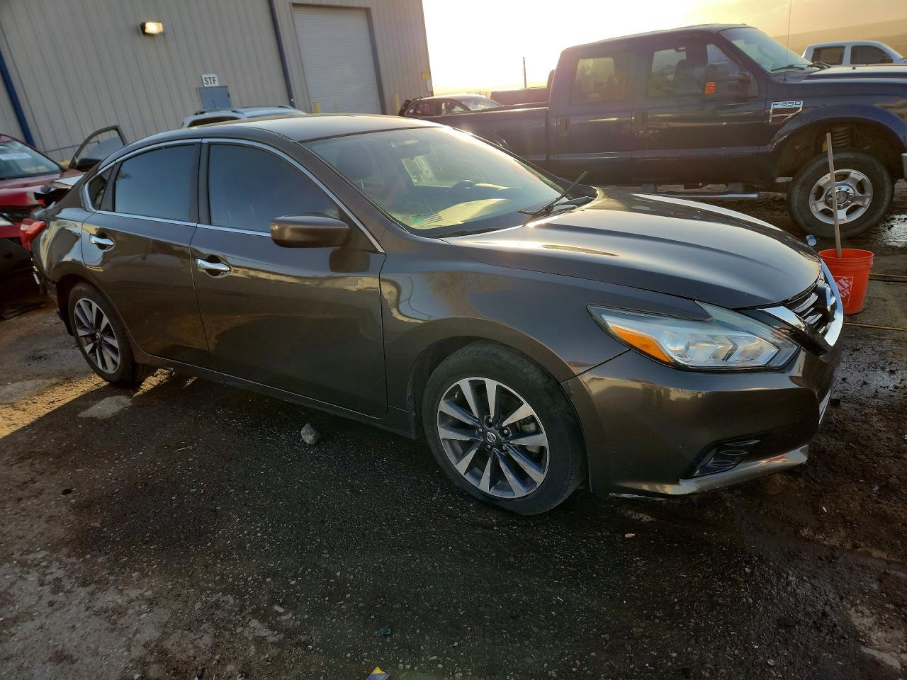 2017 Nissan Altima 2.5 - Фото 4