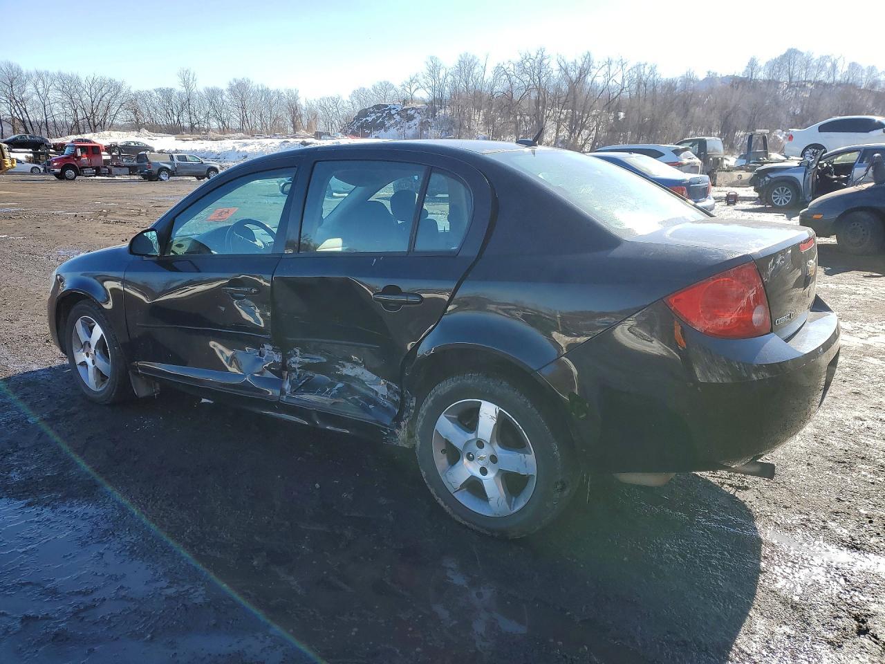 2010 Chevrolet Cobalt 1Lt - Фото 2