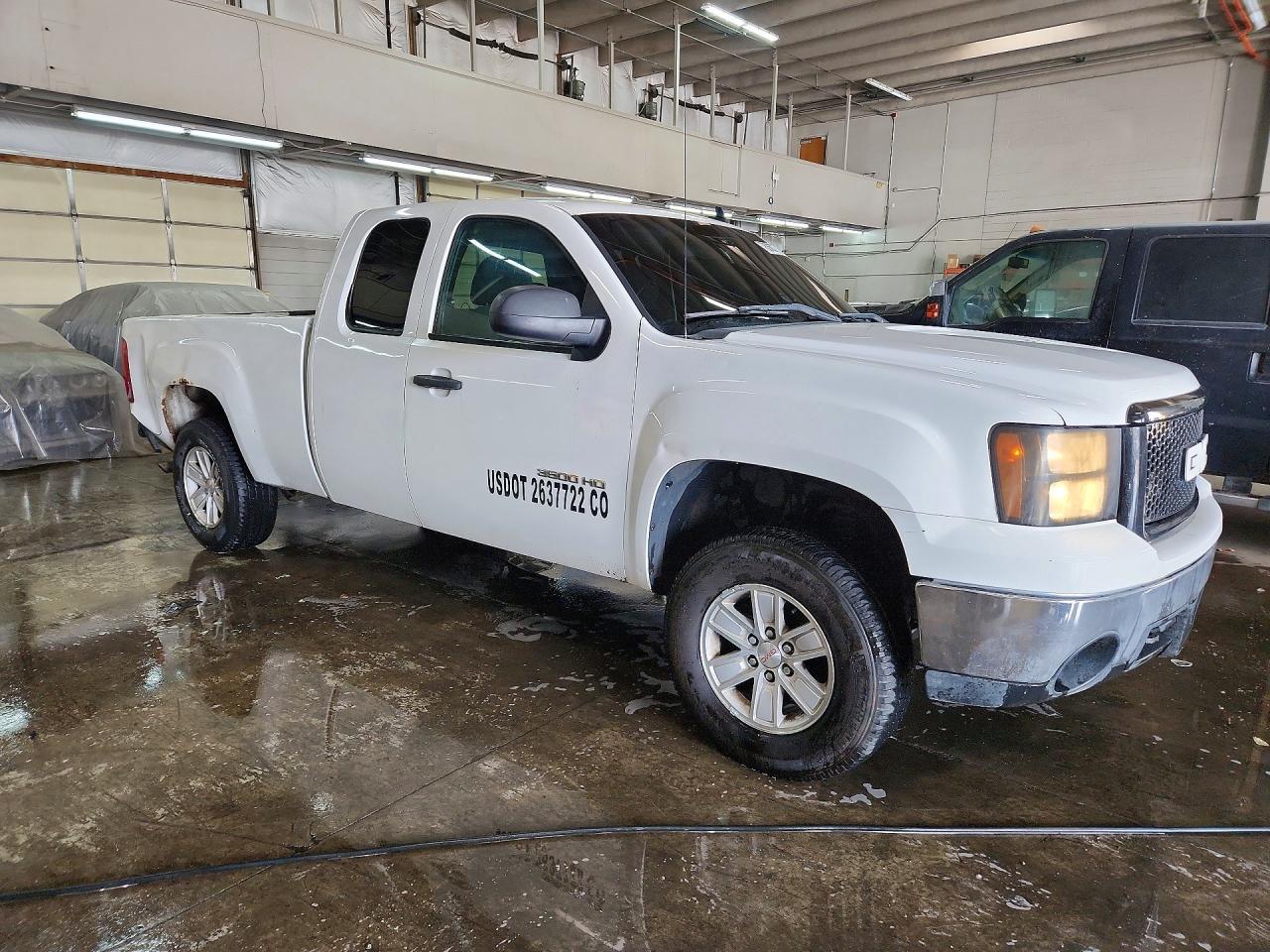2008 GMC Sierra K1500 - Image 4