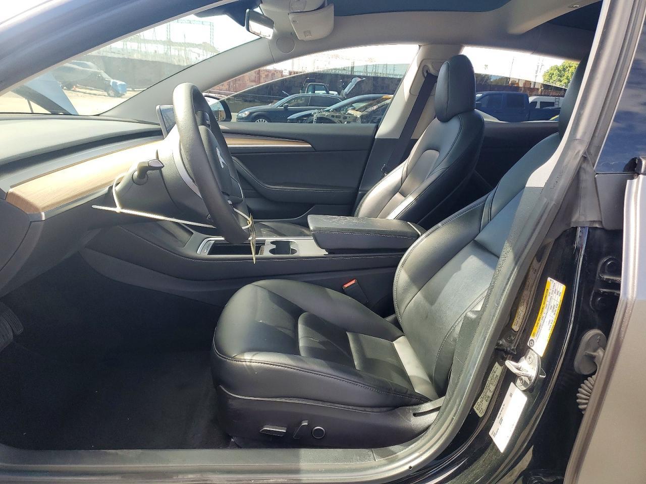 2021 Tesla Model 3 - Фото 7
