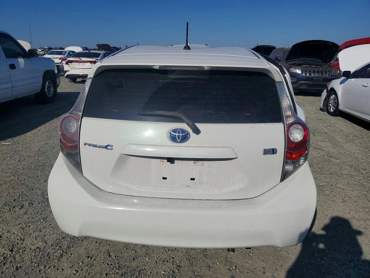 2013 Toyota Prius C - Фото 6