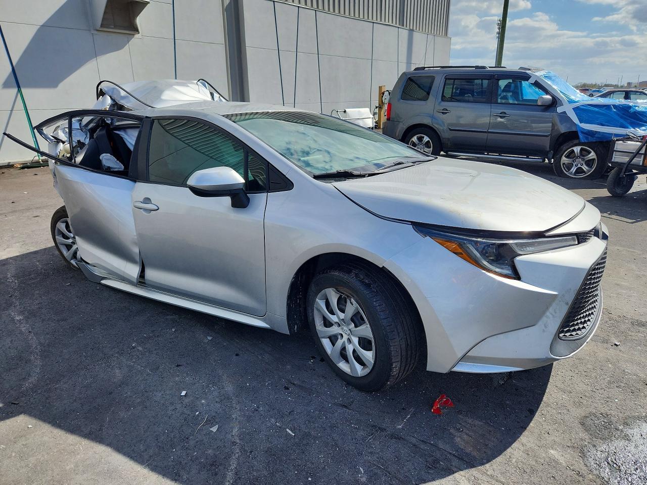 2021 Toyota Corolla Le - Image 4