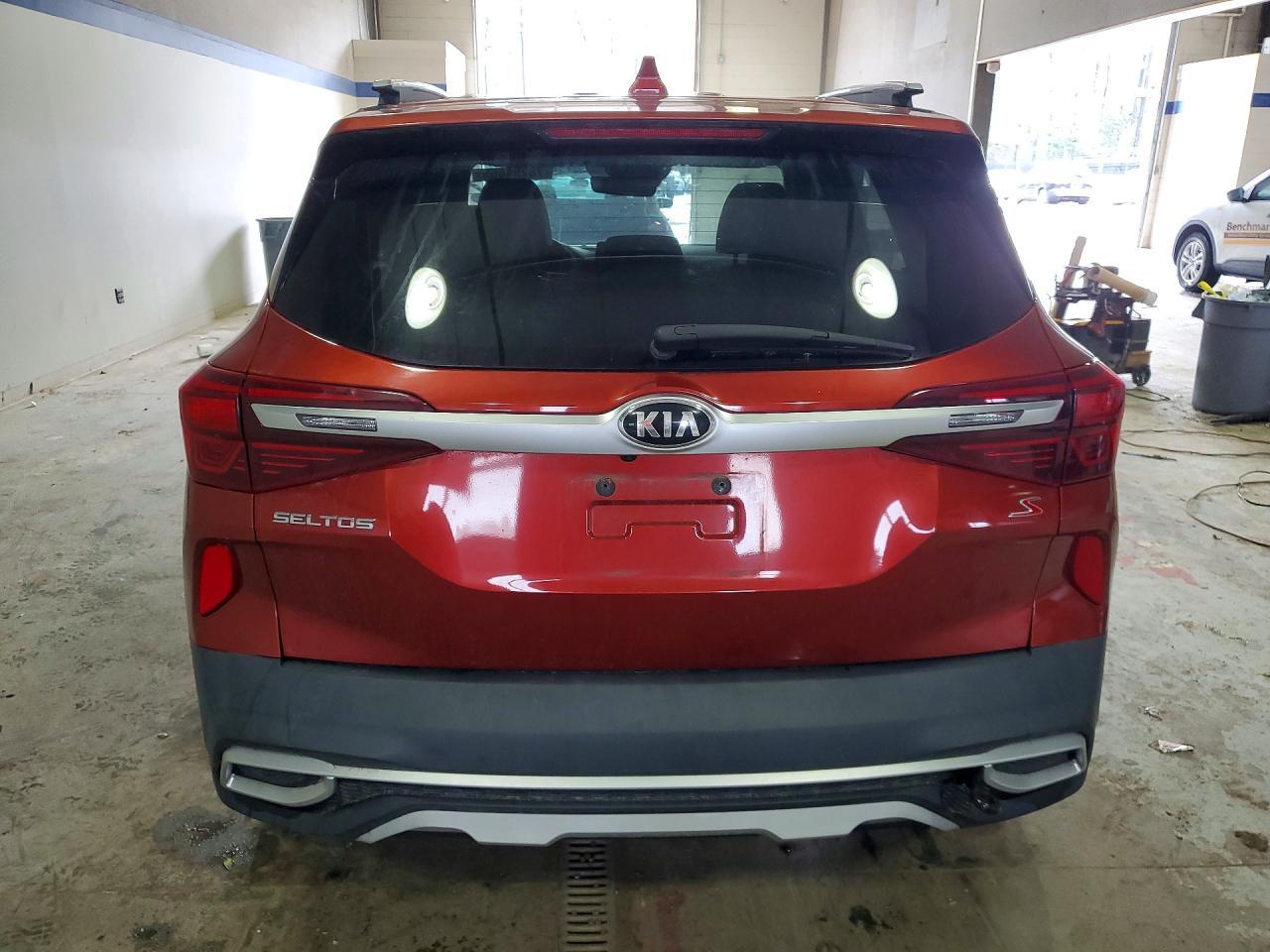 2021 Kia Seltos S - Фото 6