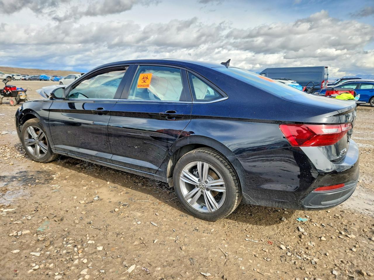 2022 Volkswagen Jetta Se - Фото 2