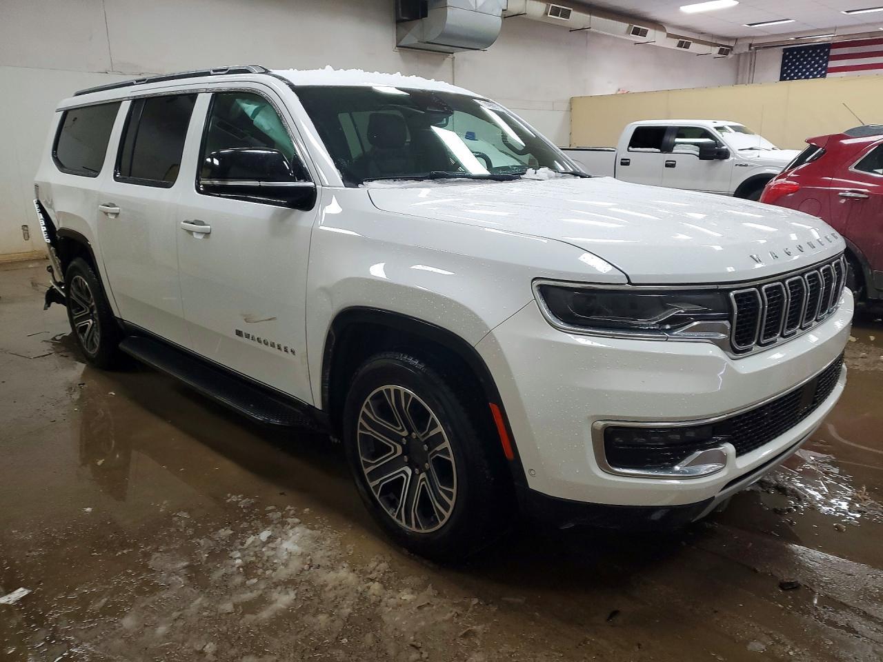 2023 Jeep Wagoneer L Series Ii - Фото 4