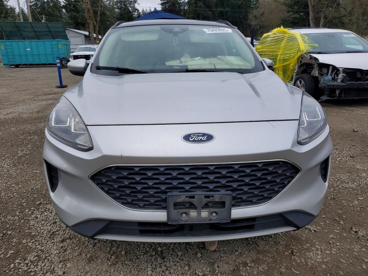 2020 Ford Escape Se - Фото 5
