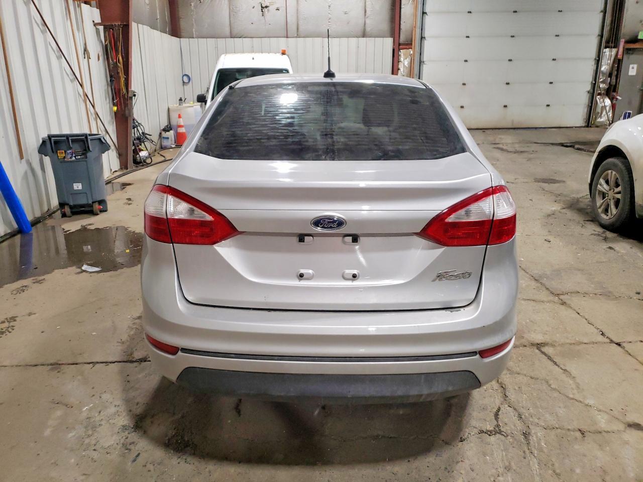 2017 Ford Fiesta S - Image 6
