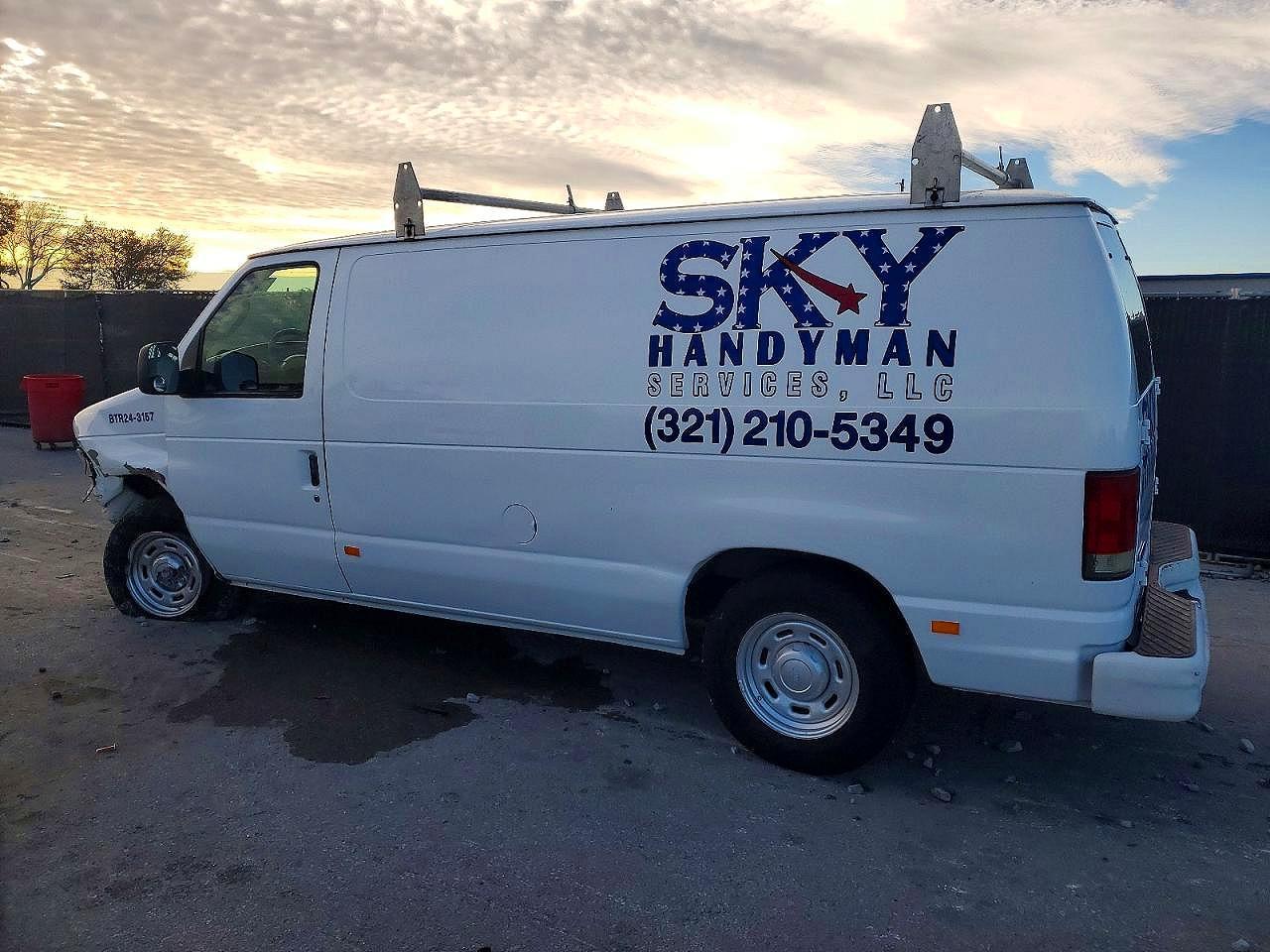 2006 Ford Econoline E150 Van - Фото 2