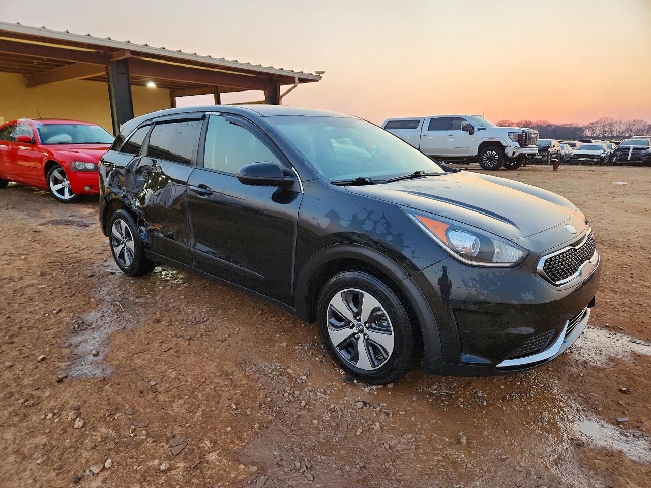 2017 Kia Niro Fe - Фото 4