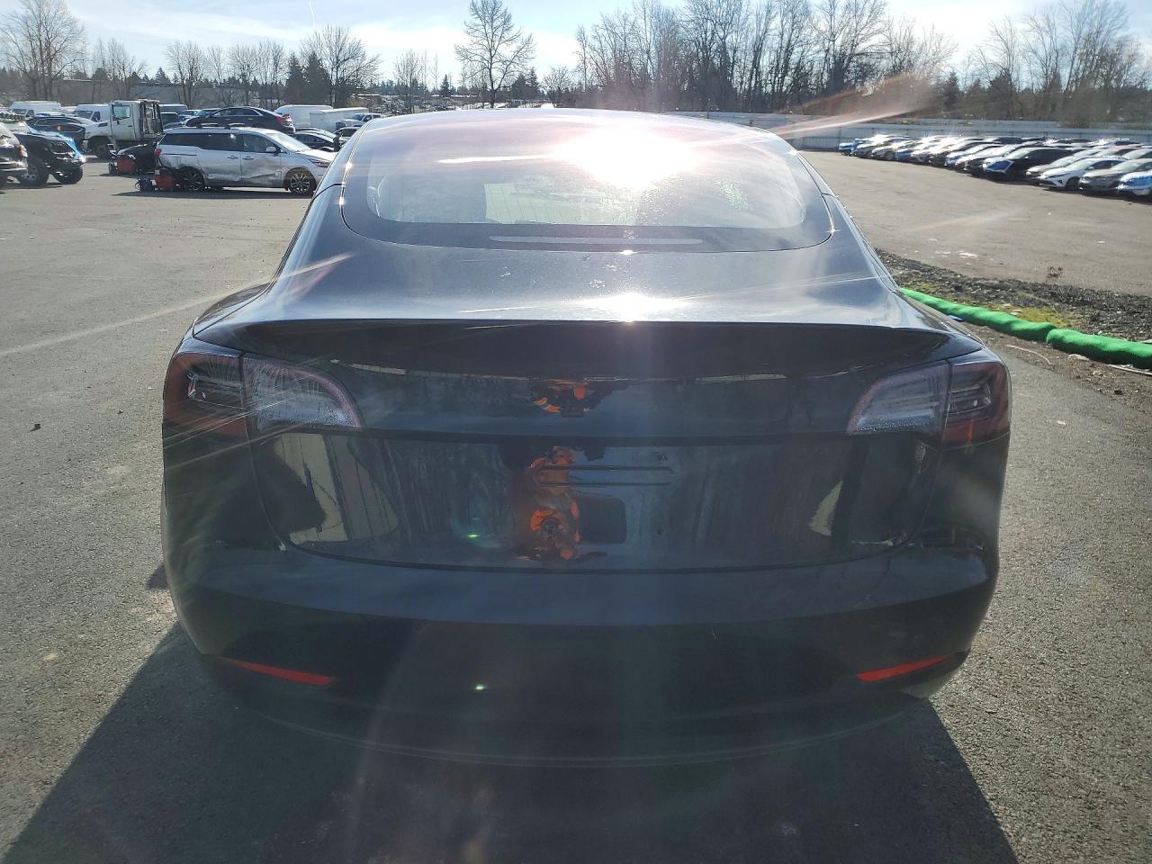 2018 Tesla Model 3 - Фото 6