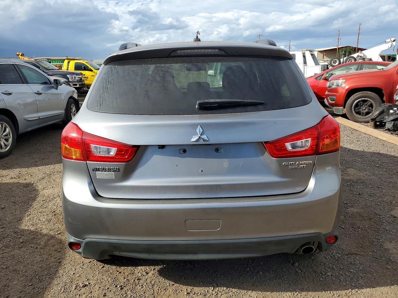 2014 Mitsubishi Outlander Se - Фото 6