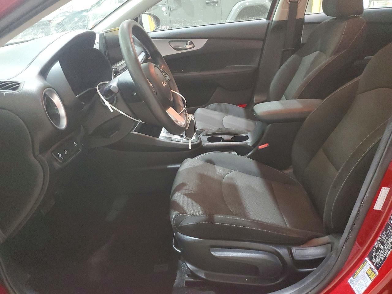 2024 Kia Forte Lxs - Фото 7
