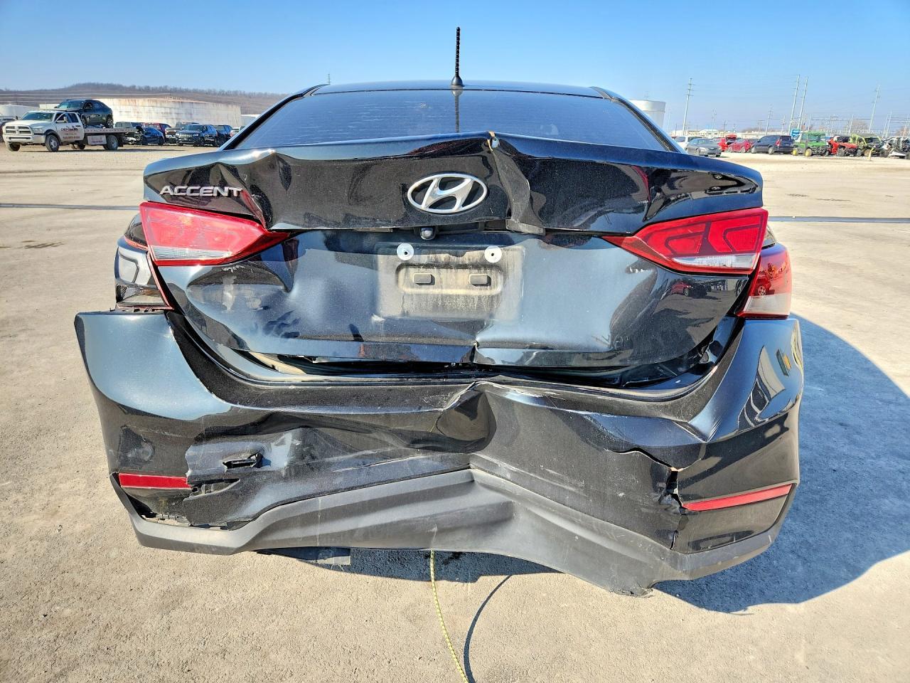 2020 Hyundai Accent Se - Фото 6