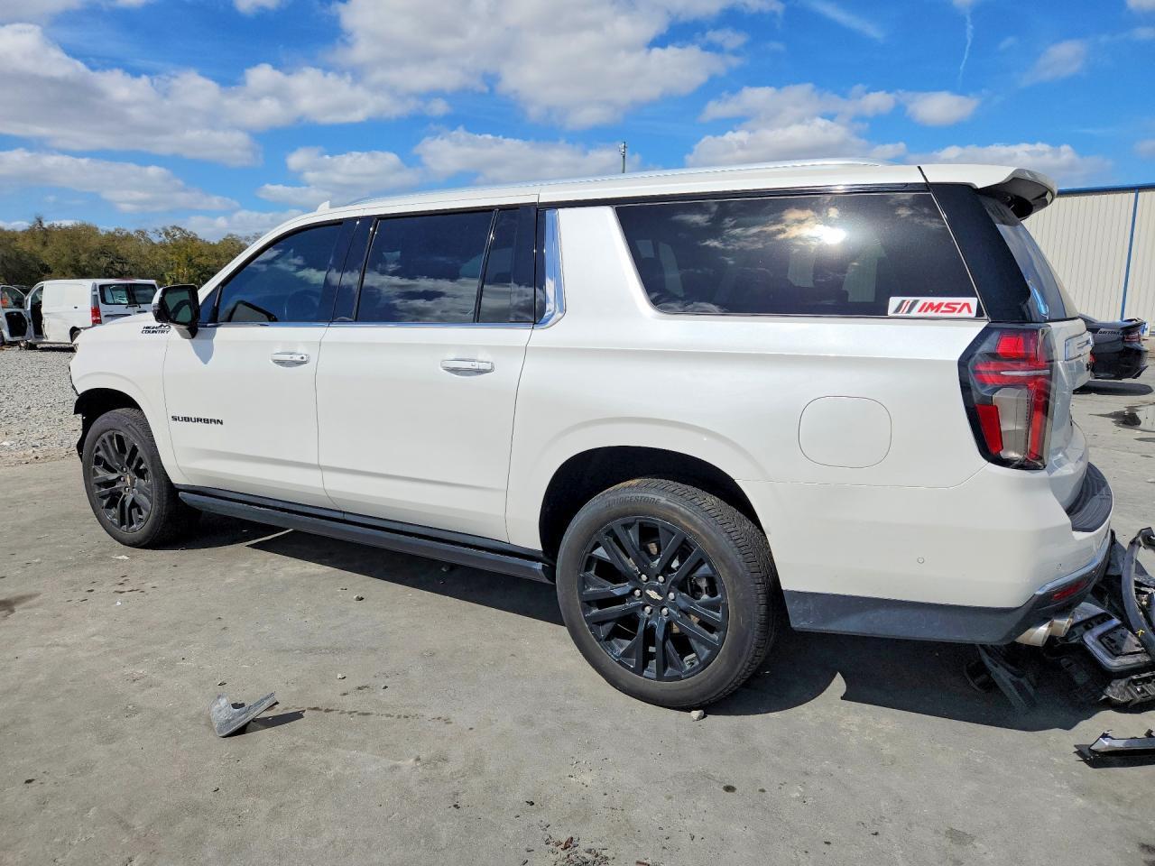 2024 Chevrolet Suburban K1500 High Country - Фото 2