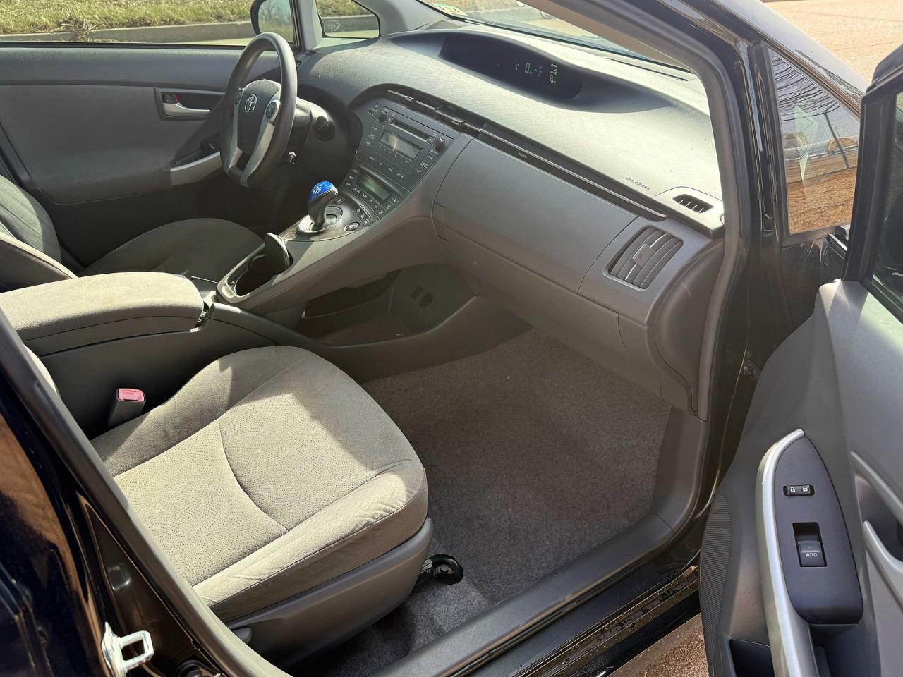 2010 Toyota Prius Ii - Image 5