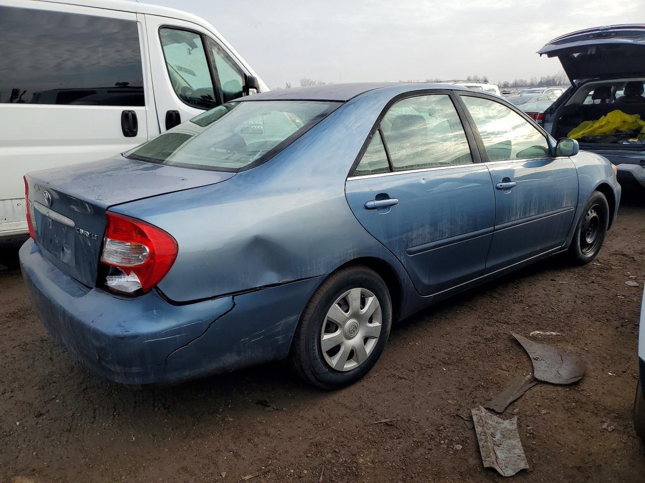 2004 Toyota Camry - Image 3