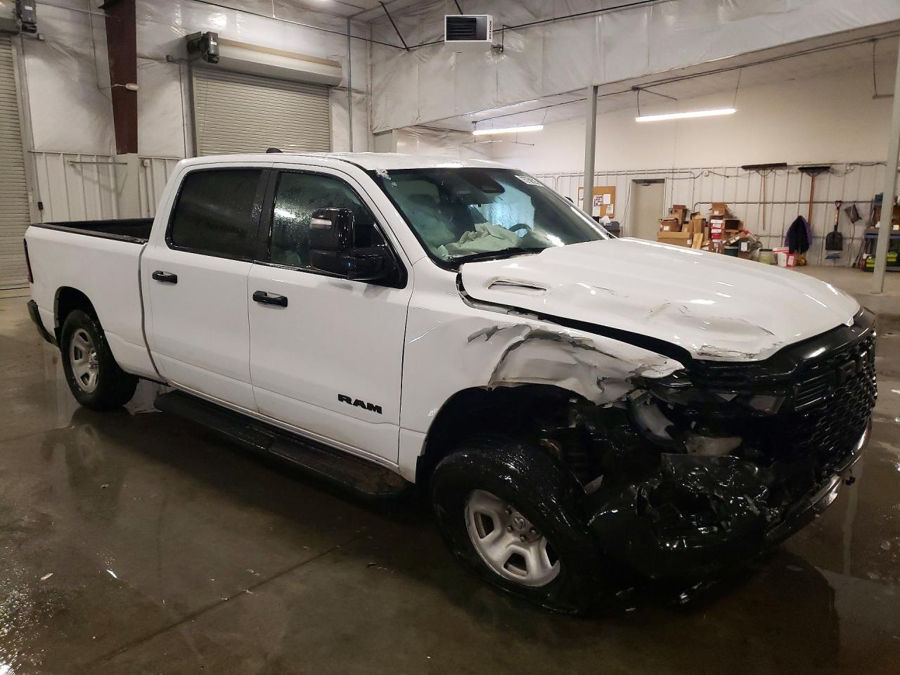 2025 Ram 1500 Tradesman - Фото 4
