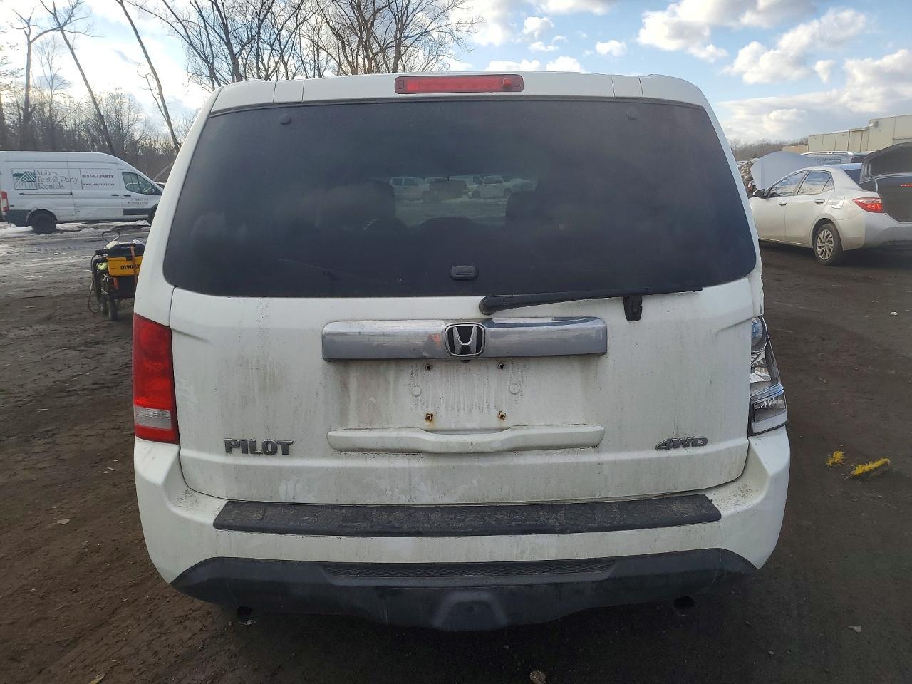 2014 Honda Pilot Lx - Image 6