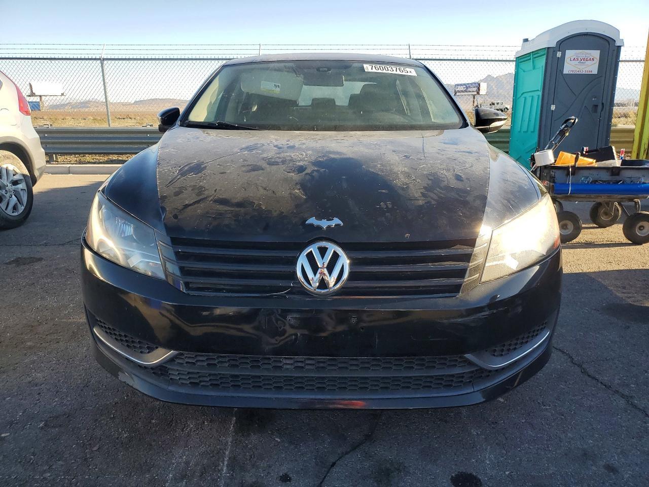 2012 Volkswagen Passat S - Фото 5