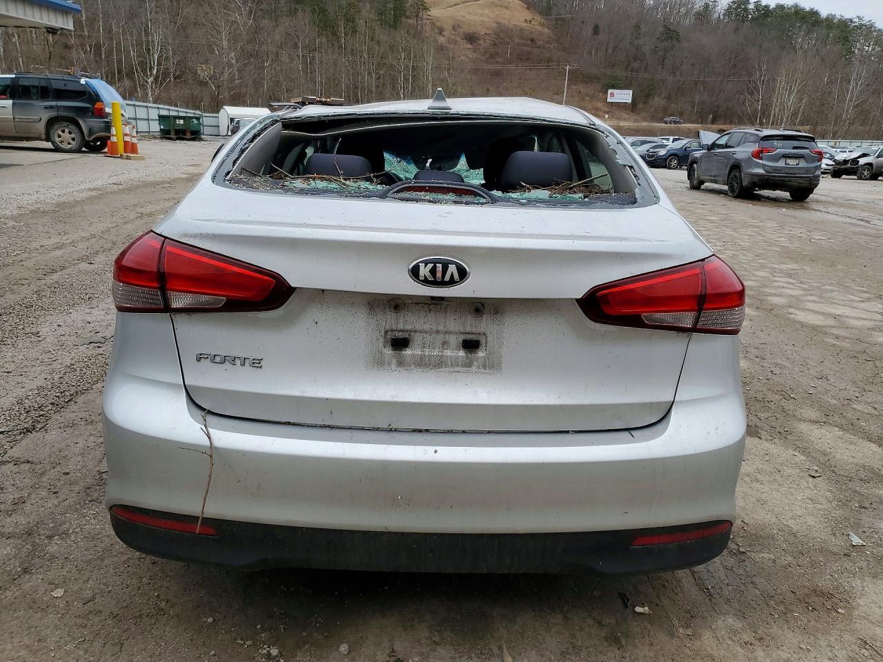 2018 Kia Forte Lx - Image 6