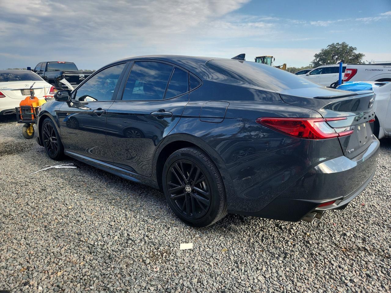 2025 Toyota Camry Xse - Фото 2