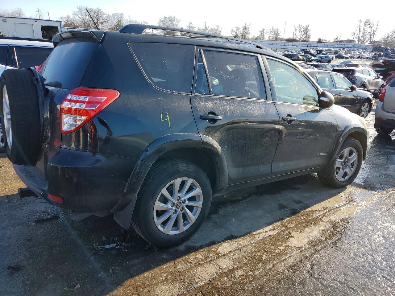 2011 Toyota Rav4 Limited - Image 3