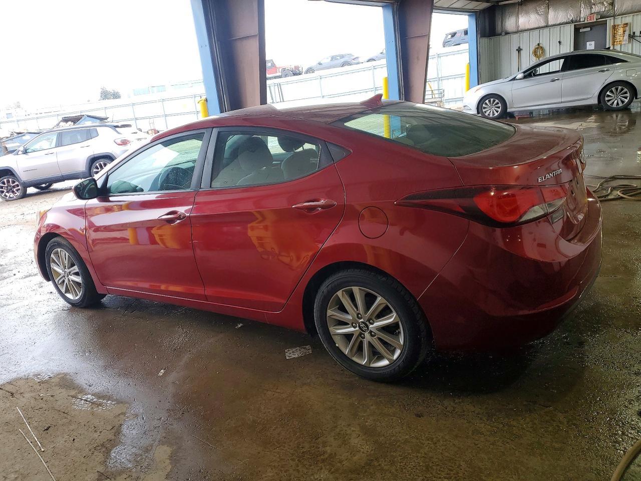 2014 Hyundai Elantra - Фото 2