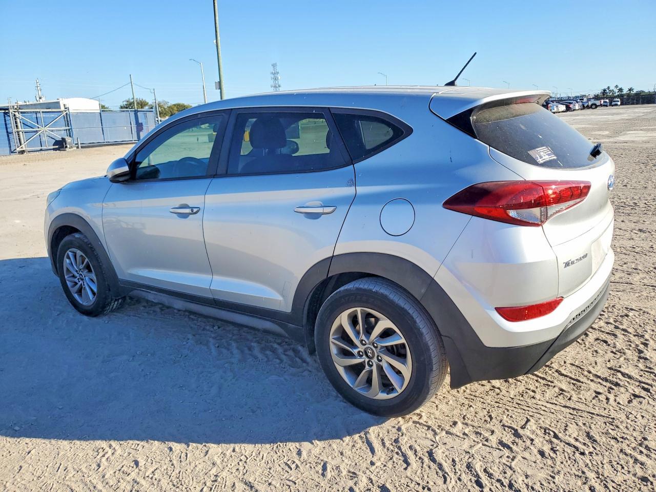 2018 Hyundai Tucson Se - Фото 2