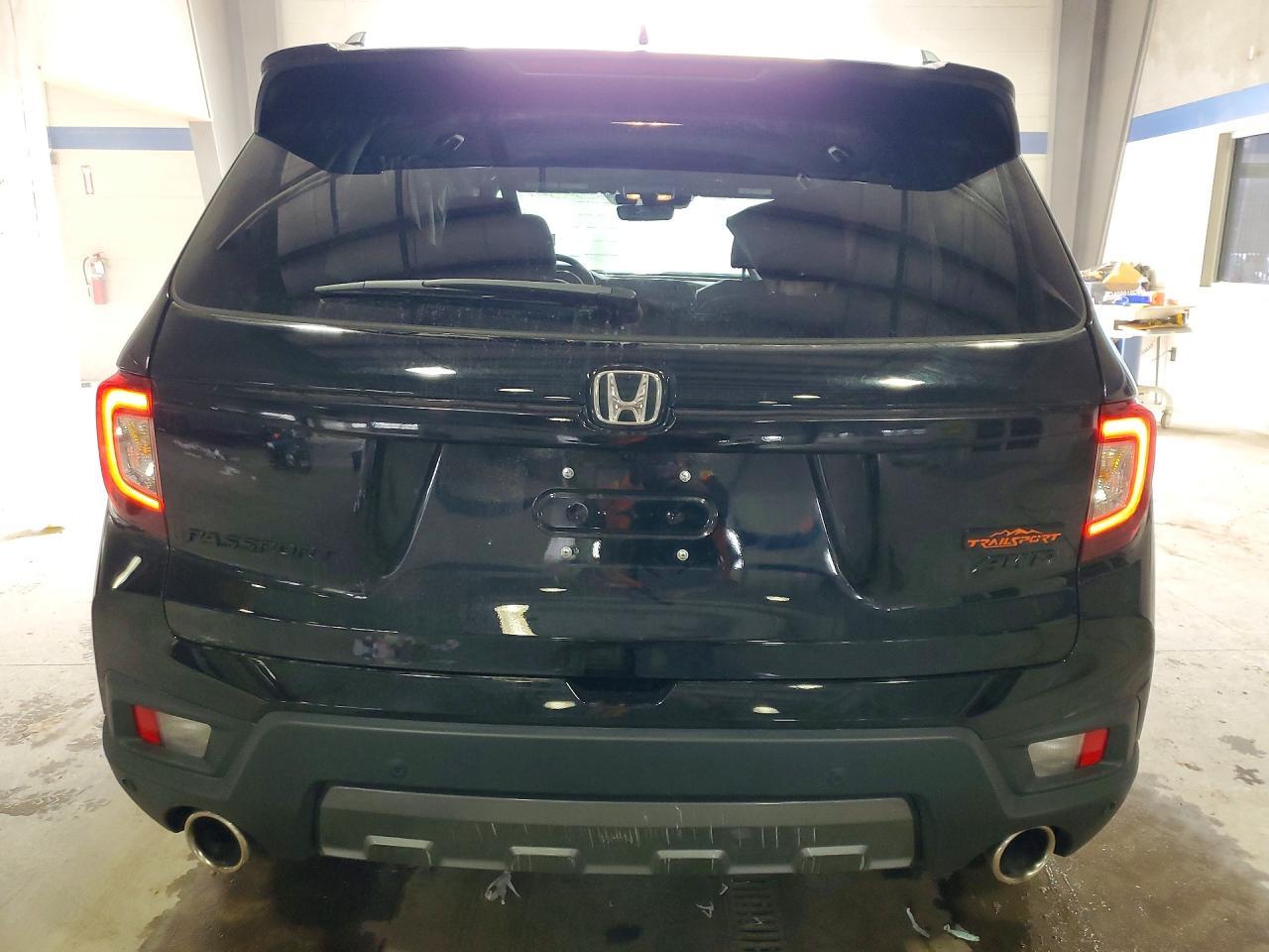 2025 Honda Passport Trail Sport - Image 6