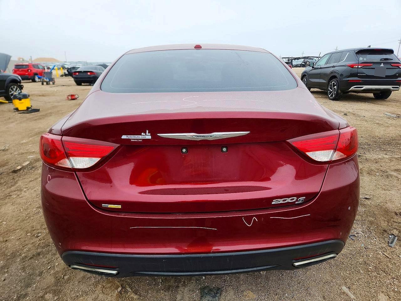2015 Chrysler 200 S - Фото 6