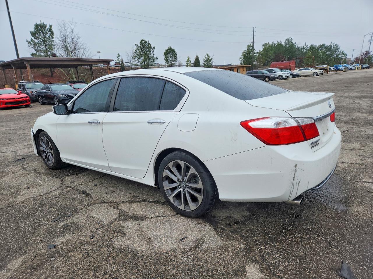 2014 Honda Accord Sport - Image 2