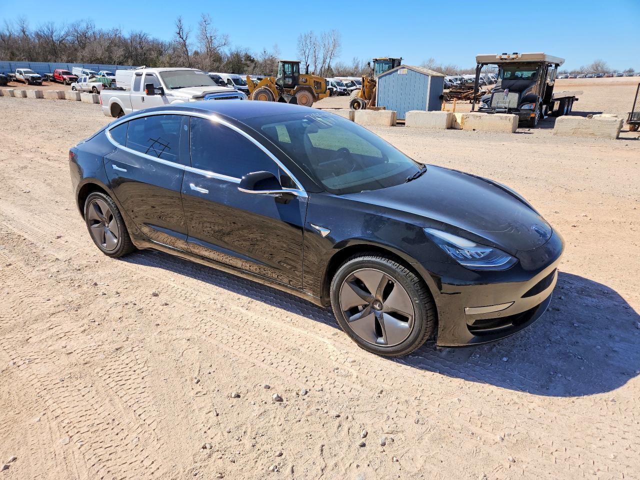 2019 Tesla Model 3 - Image 4