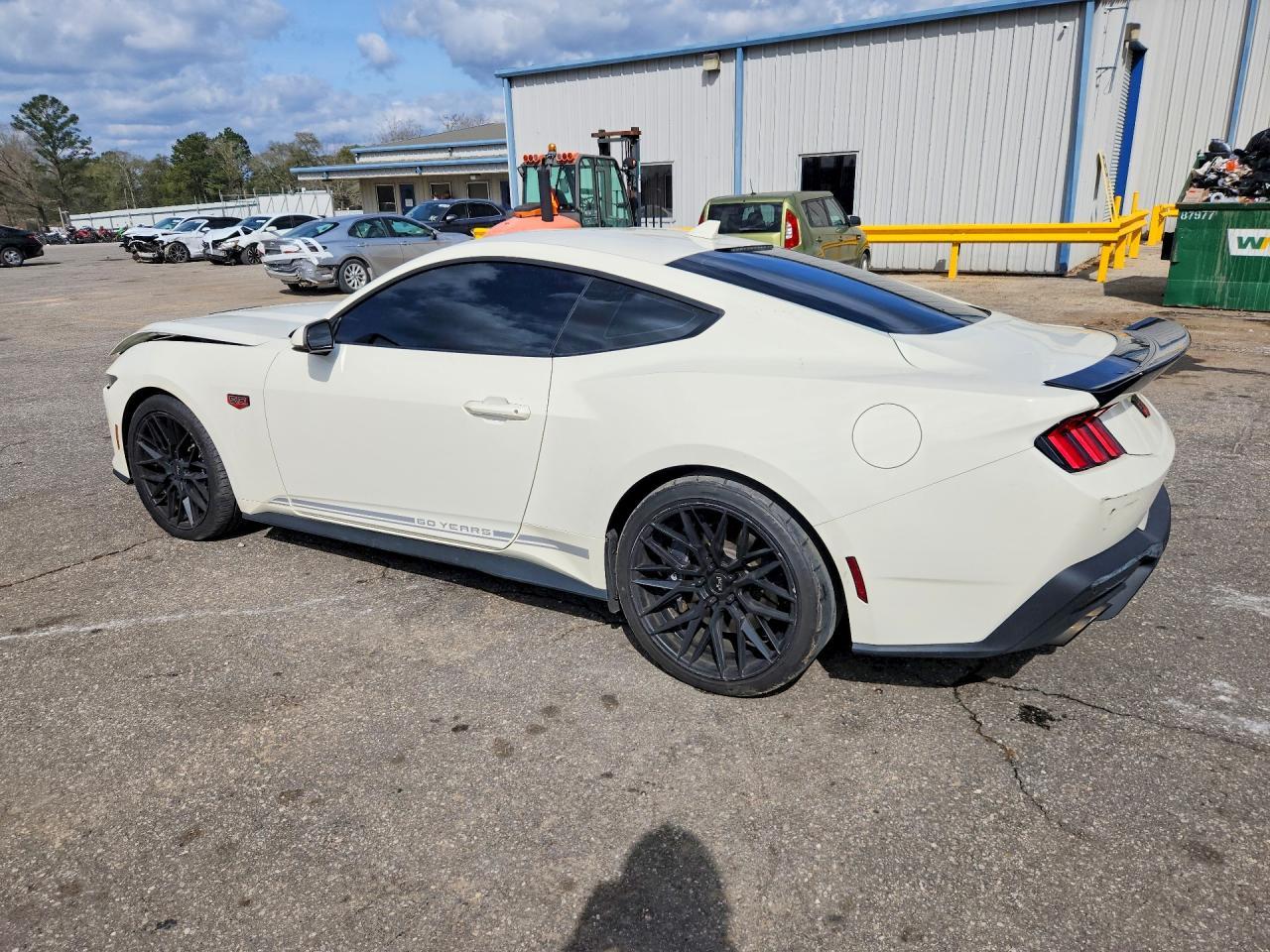 2025 Ford Mustang Gt - Фото 2