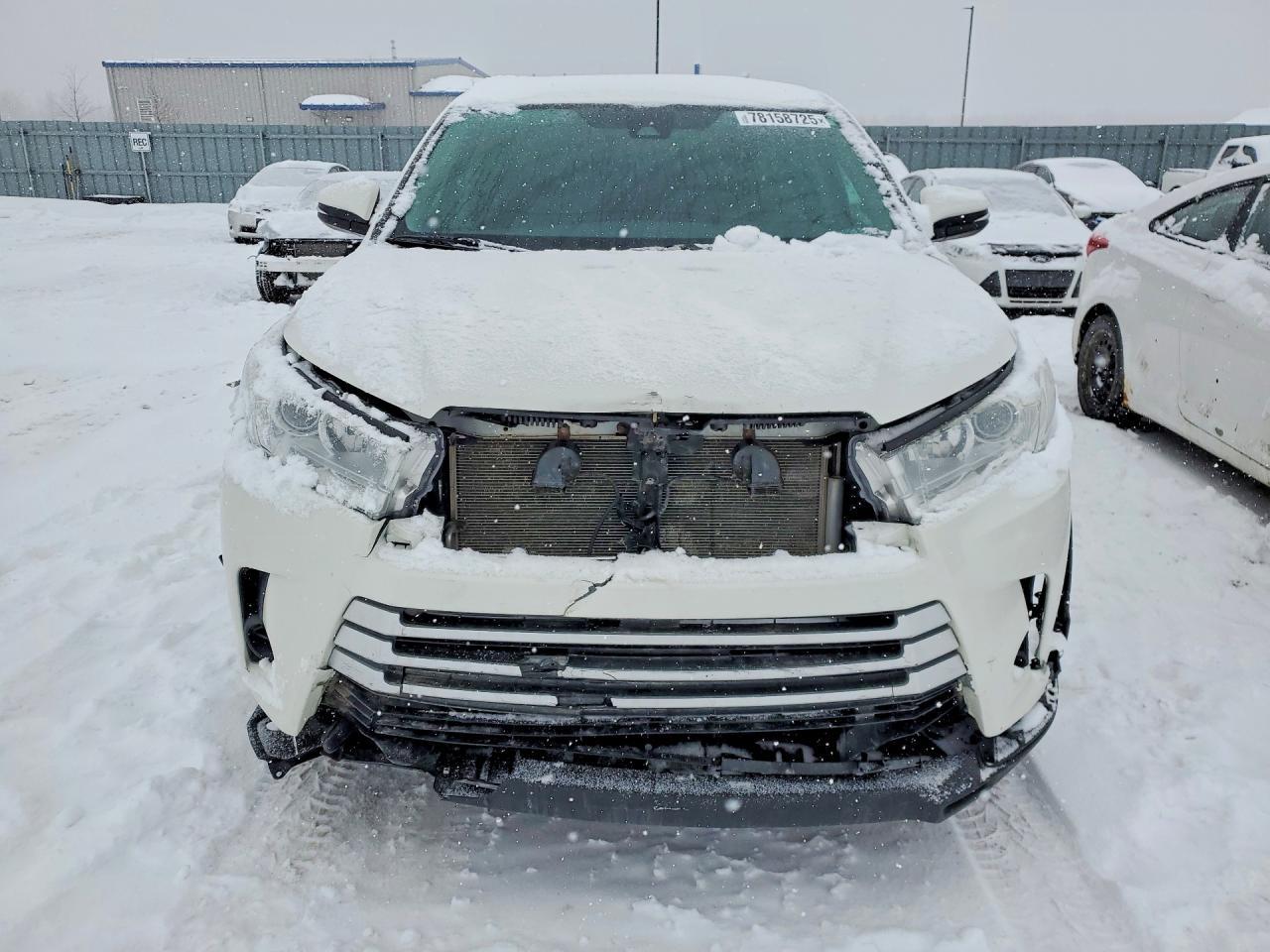 2018 Toyota Highlander Le - Фото 5