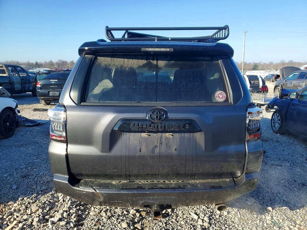 2021 Toyota 4Runner Venture - Фото 6