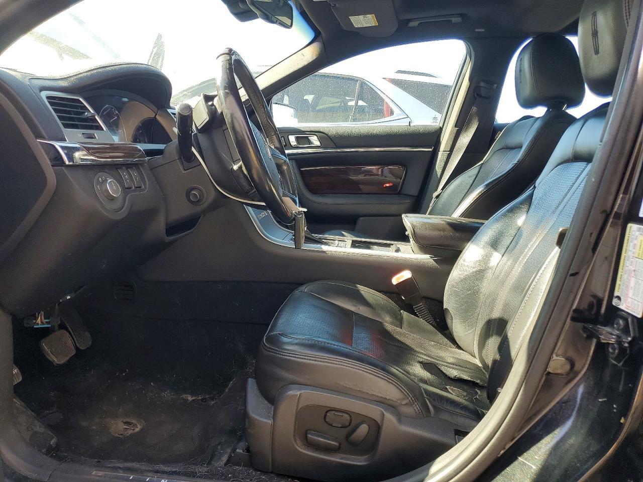 2011 Lincoln Mks - Image 7