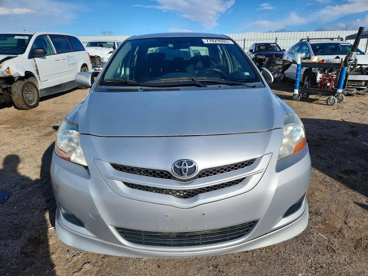 2008 Toyota Yaris - Image 5