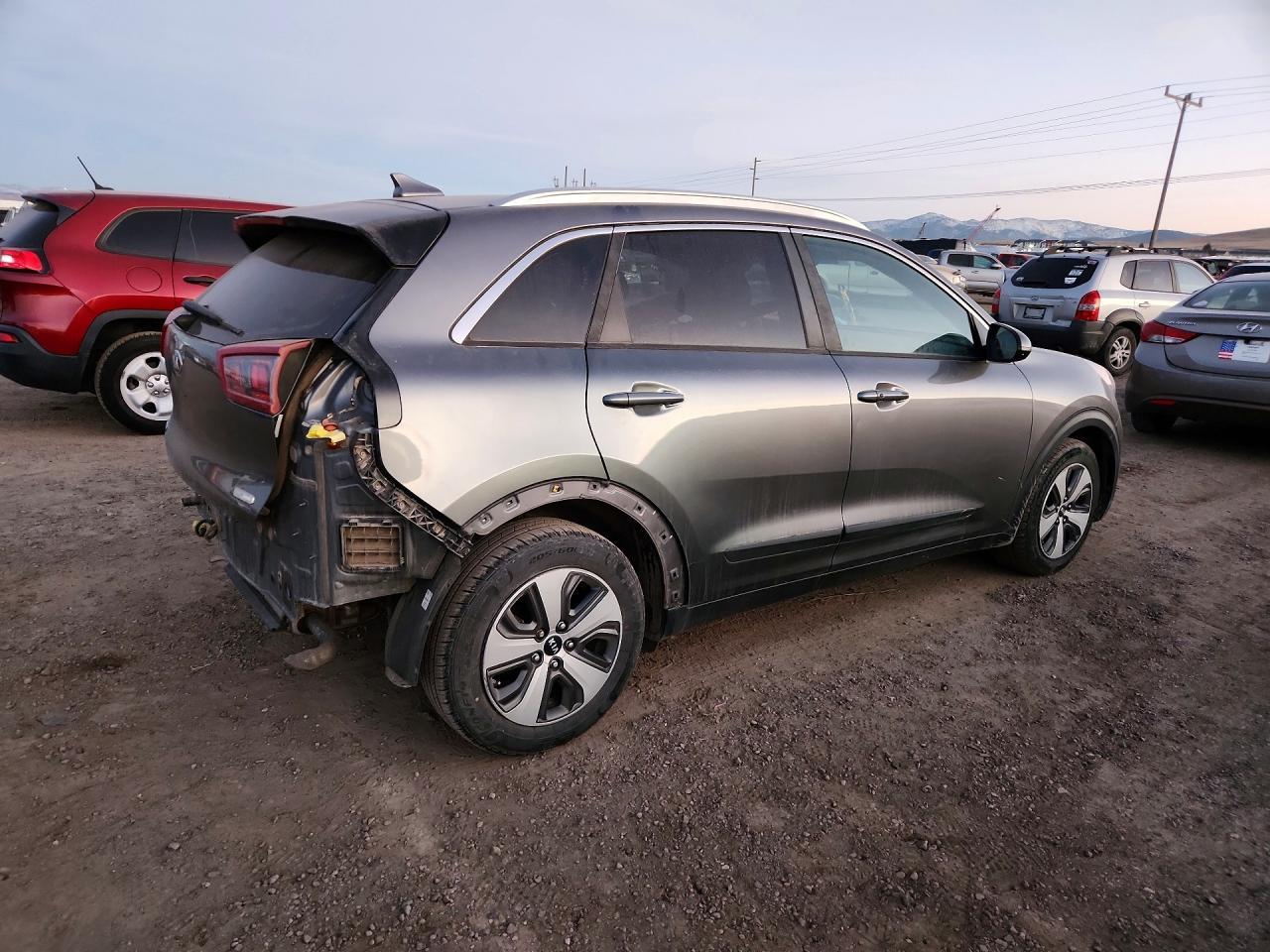 2017 Kia Niro Fe - Фото 3