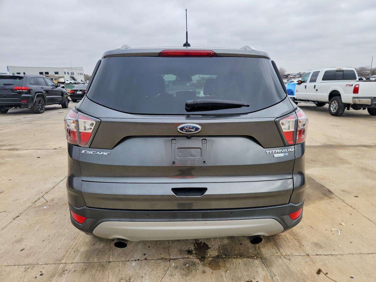 2017 Ford Escape Titanium - Фото 6