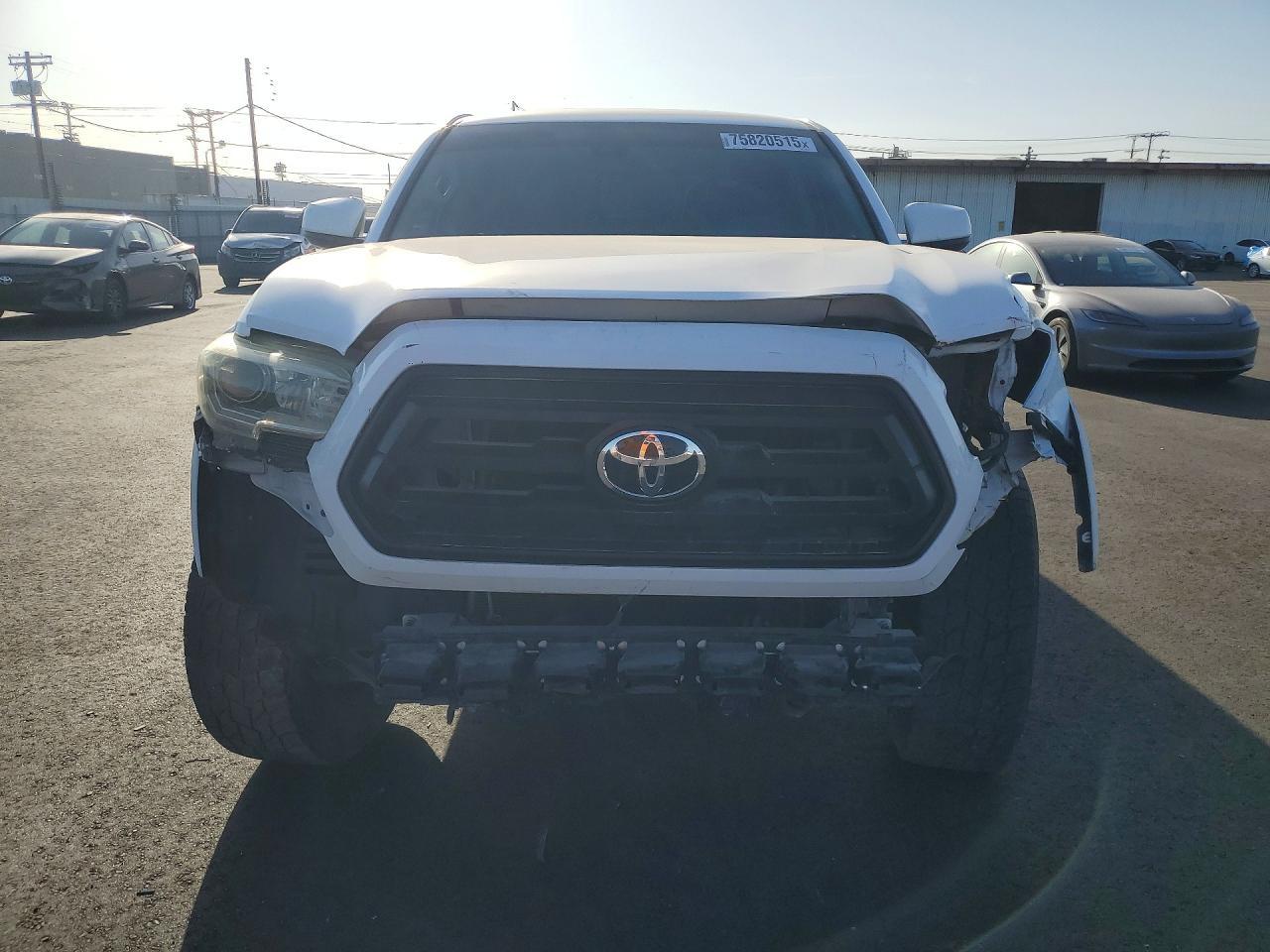 2023 Toyota Tacoma Double Cab - Image 5