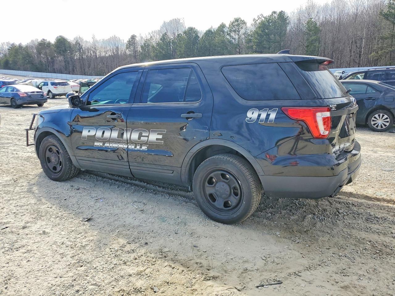 2017 Ford Explorer Police Interceptor - Image 2